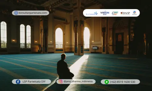 Pentingnya Konsultan Pariwisata dalam Pengelolaan Objek Wisata Religi